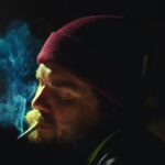 가수들 단편 영화 술집 노래 대결 장면 넷플릭스 2월 13일 공개